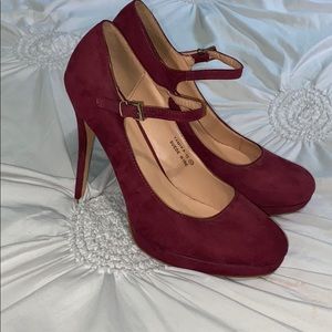 Bella Marie Wine Colored Heels